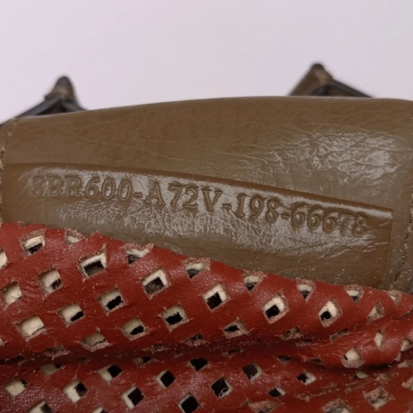 FENDI RUNWAY SHOPPER TOTE - Picture 8 of 11